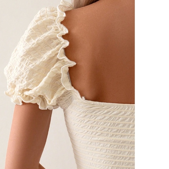 Textured Ruffle Puff Sleeve Cut out Monokini One Piece Swimsuit - Picture 5 of 9